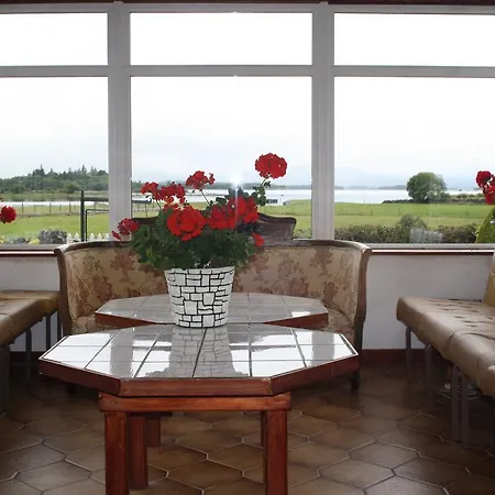 科里布波浪酒店 3* 乌克特拉德