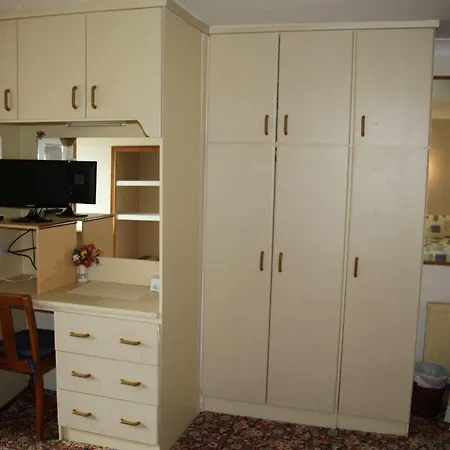 科里布波浪酒店 招待所 乌克特拉德