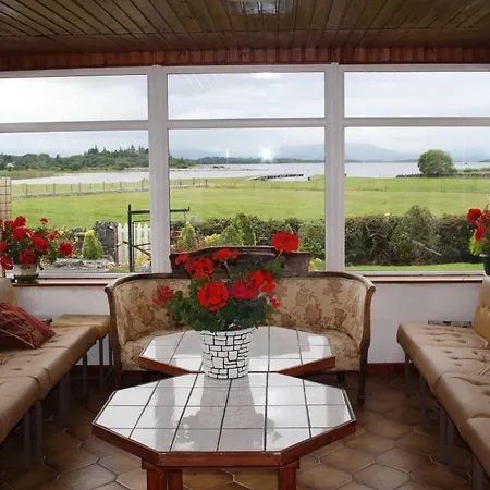 科里布波浪酒店 3* 乌克特拉德