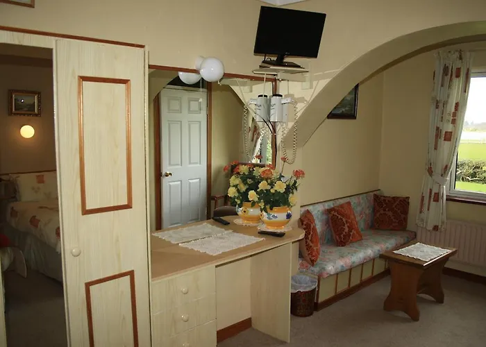 Pensionat Corrib Wave 3*